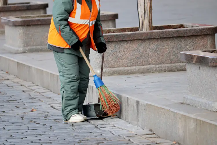 How Street Sweeping Improves Environmental Quality in Urban Areas Newport Beach, CA How Street Sweeping Improves Environmental Quality in Urban Areas Newport Beach, CA